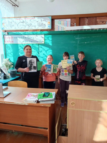 В гости к героям Владимира Новикова